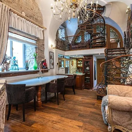 Apartman Atmospheric Place In The Historical Center