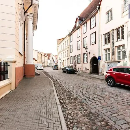 Atmospheric Place In The Historical Center